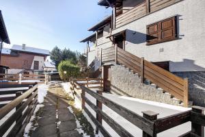 Το κτήριο όπου στεγάζεται  η παραθεριστική κατοικία