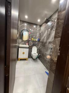 Ένα μπάνιο στο Lavish villa +10 φωτογραφίες