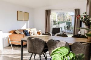 Posezení v ubytování Chalet in Heinkenszand on holiday park - VP107