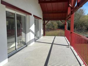 Φωτογραφία από το άλμπουμ του Chambre - Joubarbe σε Aroue