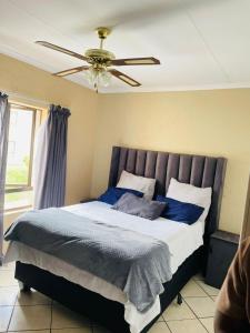 En eller flere senge i et værelse på 2 Heron street,stonenge vidago 6