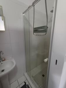 Et badeværelse på Sunrise Holidays + 3 billeder