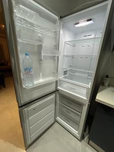 Η κουζίνα ή μικρή κουζίνα στο Modern apartment, 3 Pools, Panoramic View