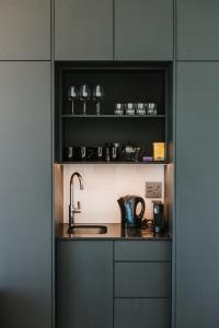 Η κουζίνα ή μικρή κουζίνα στο Beyond Misty Cliffs