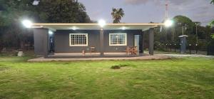 Κήπος έξω από το Your Dream Beachfront Escape Luxury, Nature, Fun at Juan Hombron