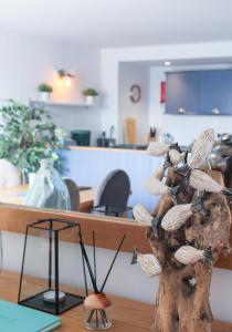 Posezení v ubytování The Moorings