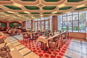 Εστιατόριο ή άλλο μέρος για φαγητό στο Shingar Regency