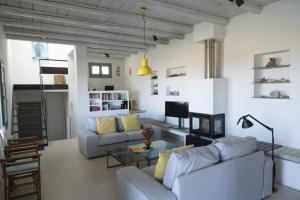 Χώρος καθιστικού στο Villa Acorn