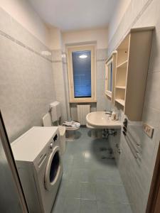 Ένα μπάνιο στο Appartamento tranquillo a 300m dal mare +28 φωτογραφίες