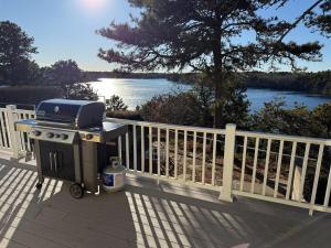 Φωτογραφία από το άλμπουμ του 5 Bedrooms with Stunning Views and Water Access σε Brewster +15 φωτογραφίες