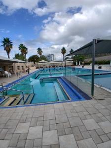 Πισίνα στο ή κοντά στο אוקיינוס במרינה מלון שני חדרי שינה