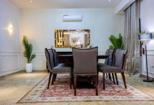 Gallery image of Luxury 4 bedroom Duplex with a pool in Mama