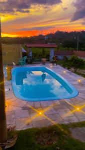 Swimmingpoolen hos eller tæt på Cantinho da Serra