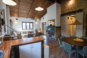 Nhà bếp/bếp nhỏ tại Casa Rural Las Corzas