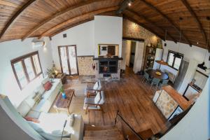 Khu vực ghế ngồi tại Casa Rural Las Corzas