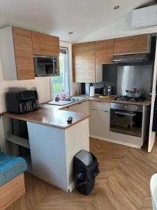 Η κουζίνα ή μικρή κουζίνα στο CF - Esprit détente et convivialité entre mer et campagne - 3 ch, 2 sdb