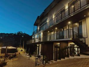 Το κτήριο όπου στεγάζεται  το ξενοδοχείο