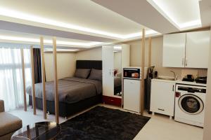 Køkken eller tekøkken på The Old Bazaar Suites Apartment