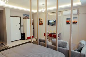 Et tv og/eller underholdning på The Old Bazaar Suites Apartment