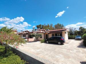 Το κτήριο όπου στεγάζεται  το διαμέρισμα