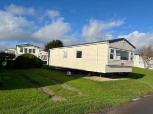 Το κτήριο όπου στεγάζεται  το διαμέρισμα