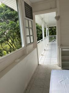 En balkon eller terrasse på La maison du sud + 4 billeder