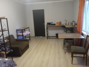 Η κουζίνα ή μικρή κουζίνα στο Guest house with two rooms +3 φωτογραφίες