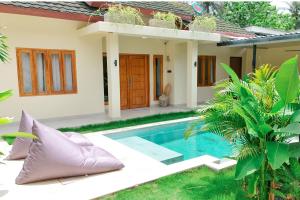 Πισίνα στο ή κοντά στο HomeVillas