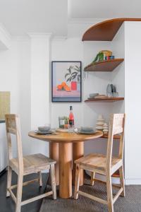 Φωτογραφία από το άλμπουμ του Harbourside Studio in Pyrmont with Pool, Gym, Sauna, & Parking spot στο Σίδνεϊ