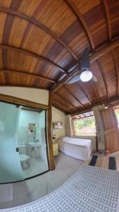 Ένα μπάνιο στο Refúgio Rosa do Mar