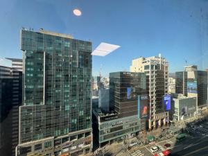 Γενική άποψη της πόλης Σεούλ ή θέα της πόλης από  αυτό το διαμέρισμα