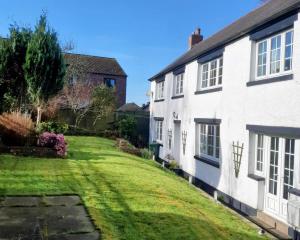 Κήπος έξω από το 2 Bed in Brampton oc-s34159