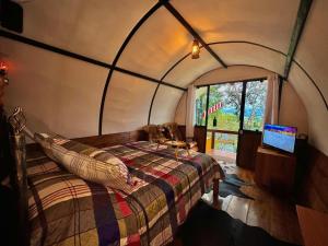 Μια τηλεόραση ή/και κέντρο ψυχαγωγίας στο Vila Mágica Pousada