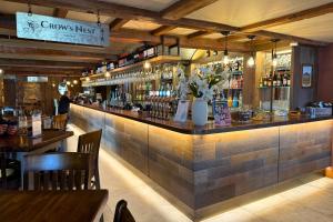 Lounge nebo bar v ubytování The Swan Flotel - Barton Marina + 23 fotografií