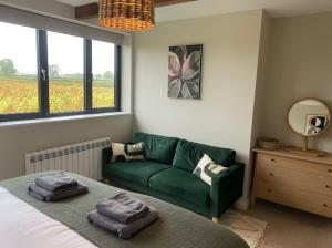 En eller flere senge i et værelse på 2 Bed in Clipston oc-o34219