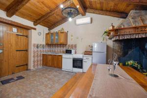 Η κουζίνα ή μικρή κουζίνα στο Apartment in Nova Vas - Porec - Istrien 46931
