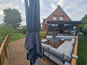 Κήπος έξω από το Le Clos des Embruns