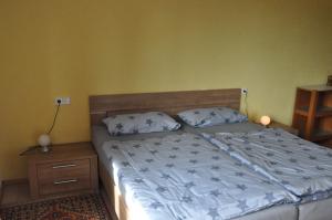 Postelja oz. postelje v sobi nastanitve Ferienwohnung Blick in den Wasgau