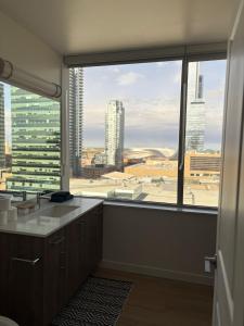 Φωτογραφία από το άλμπουμ του Luxury 1Beds and 2Beds in Downtown Edmonton close to Rogers στο Έντμοντον