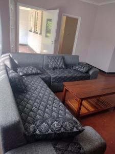 Φωτογραφία από το άλμπουμ του The Guest Wing Kalimbuka σε Zomba