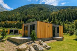 Příroda nedaleko prázdninového areálu