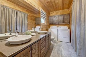 Ảnh trong thư viện ảnh của Chalet La Source Rouge ở Saint-Raymond +15 ảnh