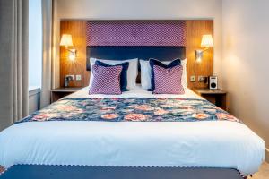 Postel nebo postele na pokoji v ubytování Star Hotel Kingussie