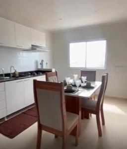 Η κουζίνα ή μικρή κουζίνα στο Boas vindas