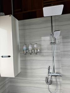 Ένα μπάνιο στο Cat Tien Vista