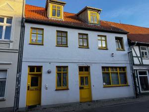 Το κτήριο όπου στεγάζεται  το διαμέρισμα