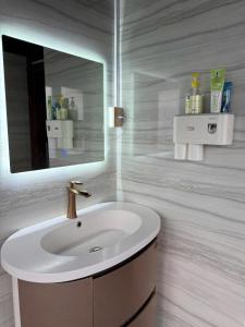 Ένα μπάνιο στο Cat Tien Vista