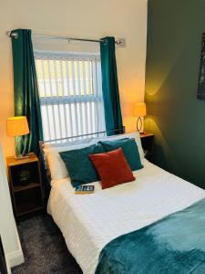 Kép Comfortable 2 bed house in Widnes - sleeps 6 szállásáról Widnesben a galériában