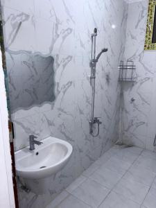 Ένα μπάνιο στο Mayor Nubian guest house