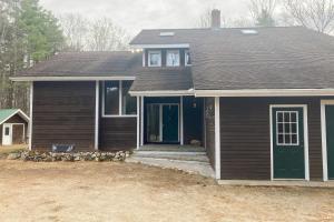 Το κτήριο όπου στεγάζεται  η παραθεριστική κατοικία